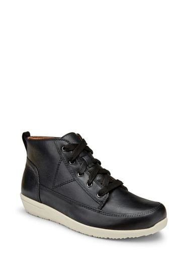 Vionic Shawna Chukka Ankle Boots