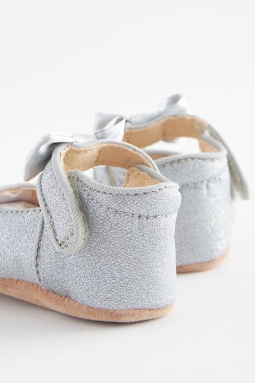 Satin baby sale shoes