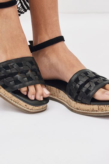 Unisa hot sale reiaa sandal