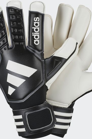 Latest adidas hotsell goalkeeper gloves