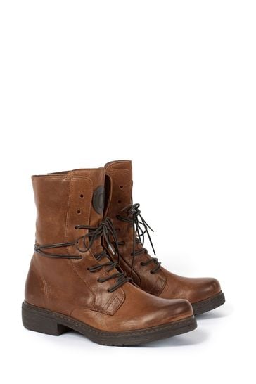 Celtic Co. Ladies Derby Brown Boots