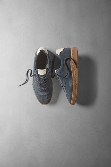 Clarks ace discount