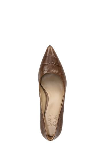 Naturalizer hot sale shoes heels