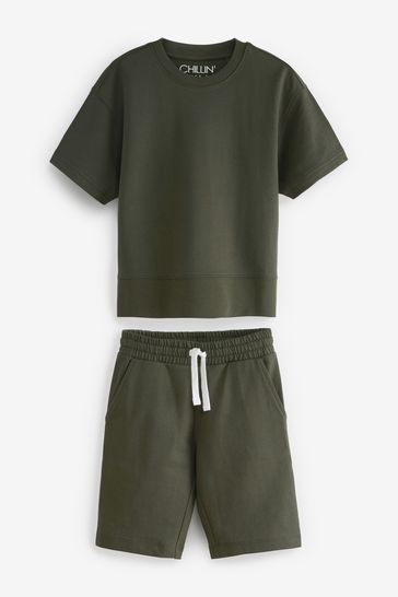 Black t shirt khaki shorts top