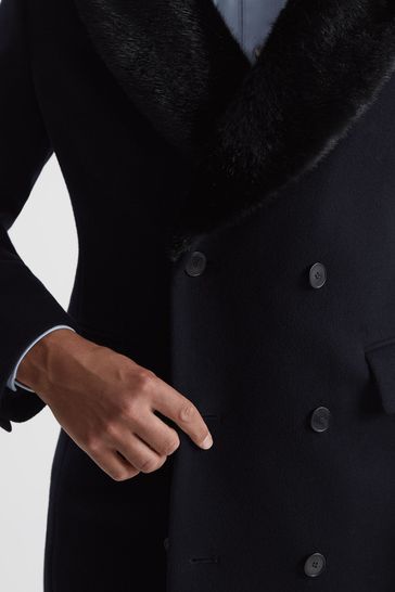 Double breasted coat best sale with fur collar