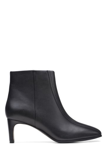 Black top outlet boots