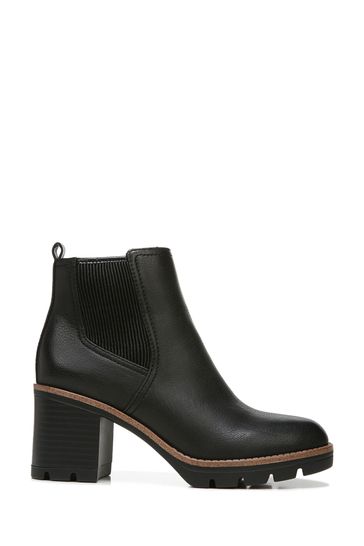 Naturalizer Madalynngore Ankle Boots