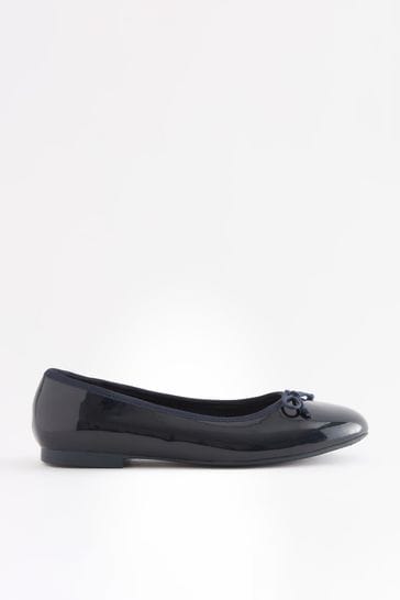 Extra wide flat dress hotsell shoes