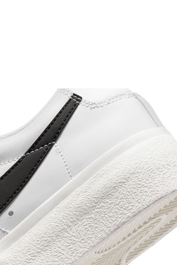 Black nike platform sale