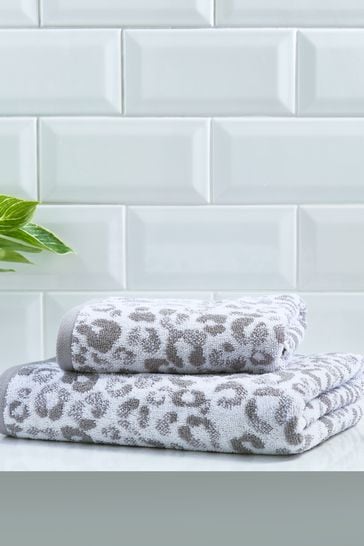 Printed bath online towels online