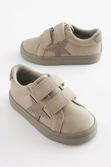 Neutral Standard Fit (F) Star Touch Fastening Trainers