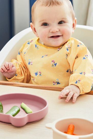 Sleeved bib discount