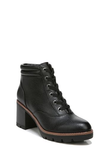 Naturalizer Madalynn Ankle Boots