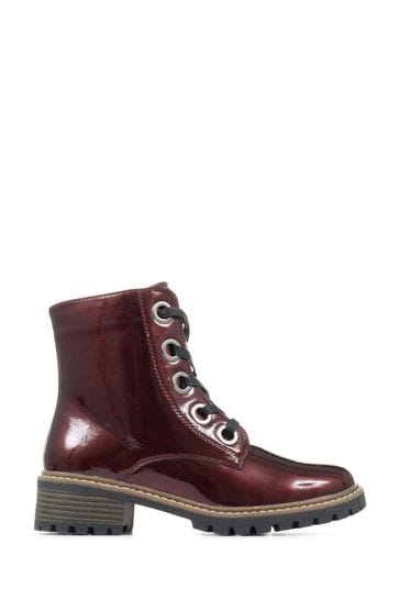 Pavers best sale red boots