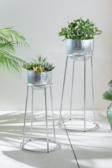 Set of 2 Silver Hammered Metal Plant Pots On Stands
