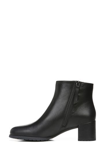Naturalizer waterproof boots outlet