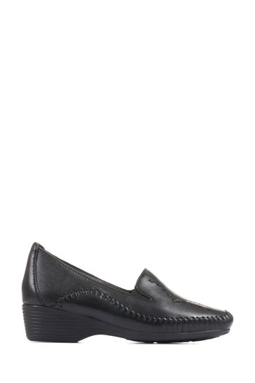 Pavers black sales patent shoes