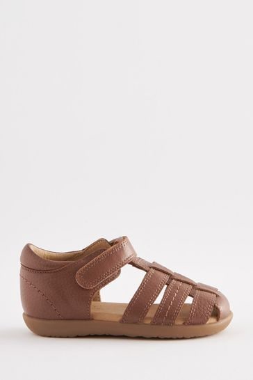 Tan closed toe sandals online