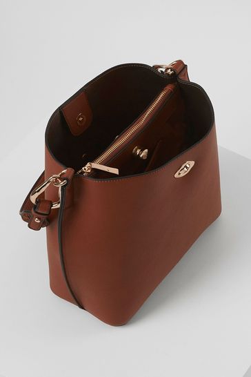 Hobo 2025 bucket bag