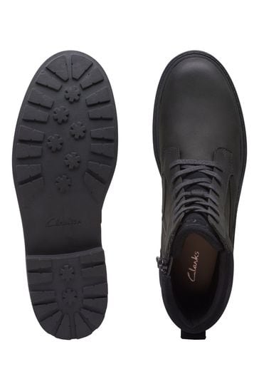 Clarks orinoco deals boots wide fit