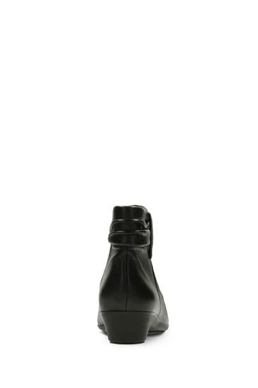 Clarks matron ella deals