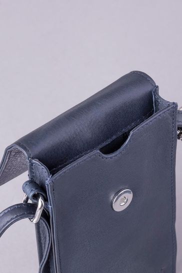 Mobile top pouch bag