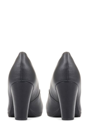 Pavers best sale court shoes