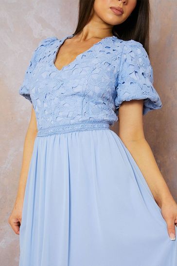 Lace midi dress with sleeves clearance
