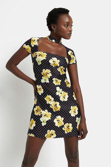 Choker shift dress store