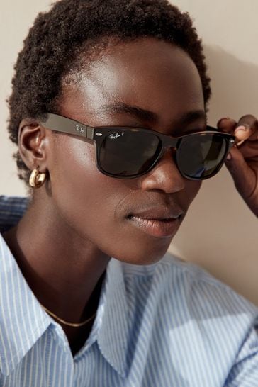Polarised wayfarer 2025 style sunglasses
