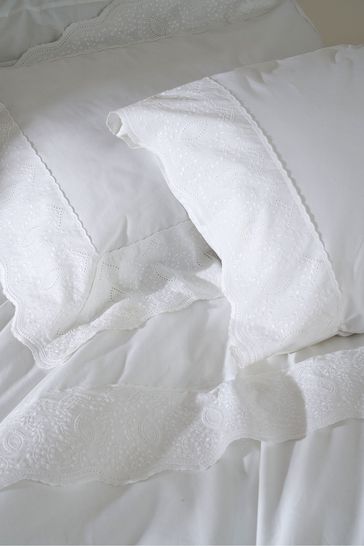 Truly Set of 2 White Embroidered Oxford Pillowcases