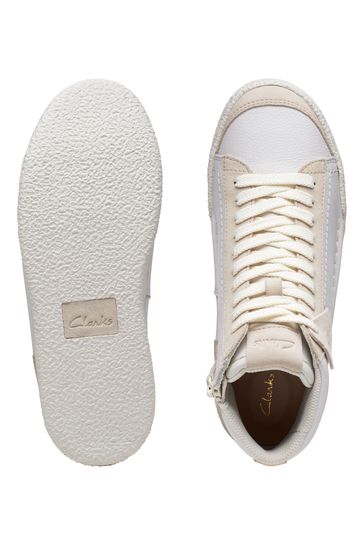 All 2025 white clarks