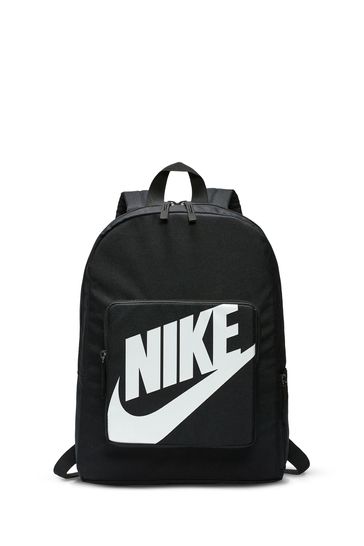 Black top nike classics