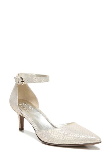 Naturalizer clearance grey pumps