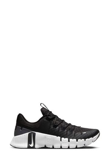 Metcon 4 outlet vs metcon free