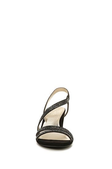 Naturalizer best sale strappy sandals