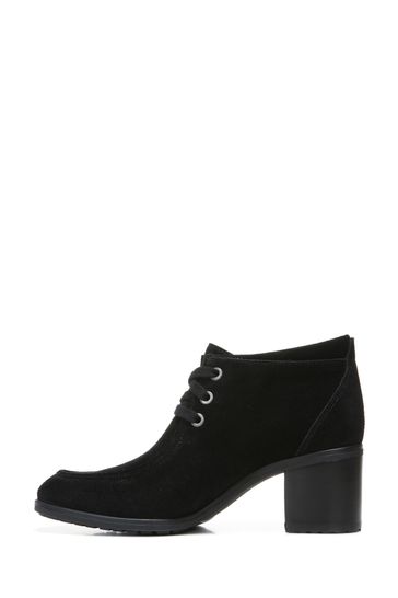 Naturalizer 2025 suede shoes