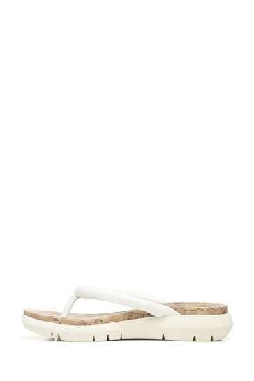 Naturalizer thong shop sandals