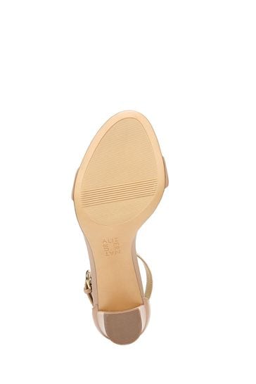 Naturalizer low heel online sandals