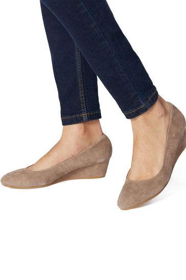 Next almond toe court shoes sale