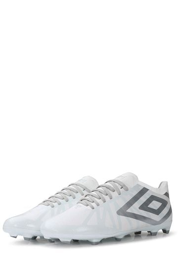 Umbro soft ground football boots hotsell