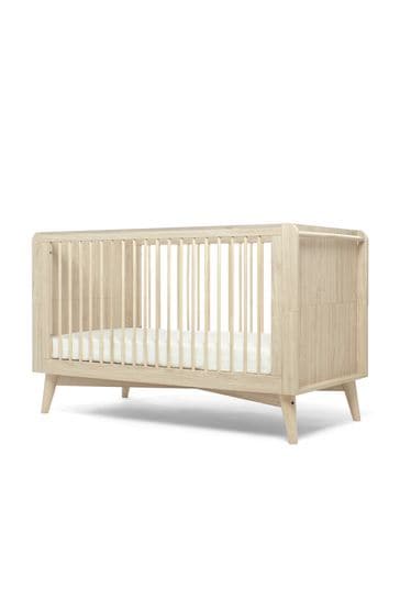 Natural wood crib set new arrivals