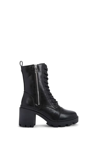 Carvela war boots shop