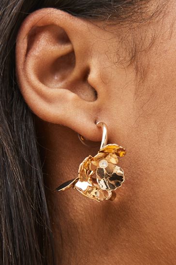 Gold floral sales hoop earrings