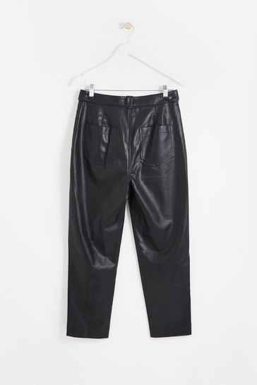 Black straight leg cropped trousers store