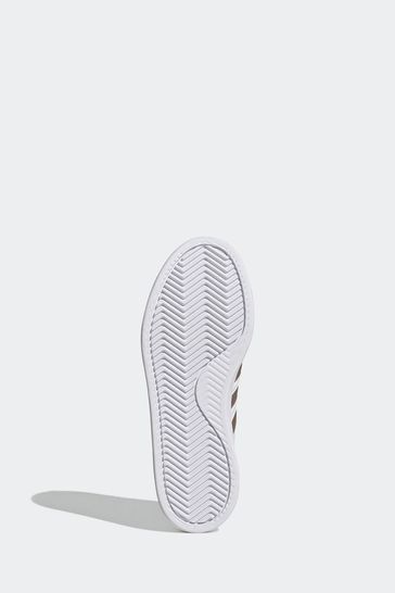 Adidas with silver bottom top