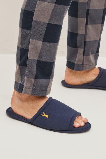 Fleece lined flip flops online