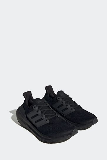 Adidas hot sale lightweight trainers