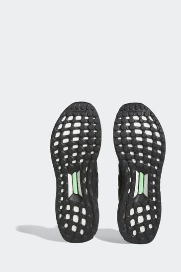 Black ultraboost store