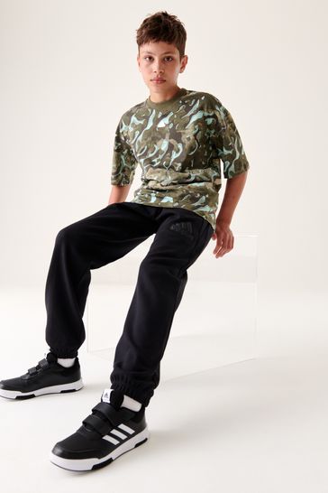 Shirt and discount tracksuit bottoms